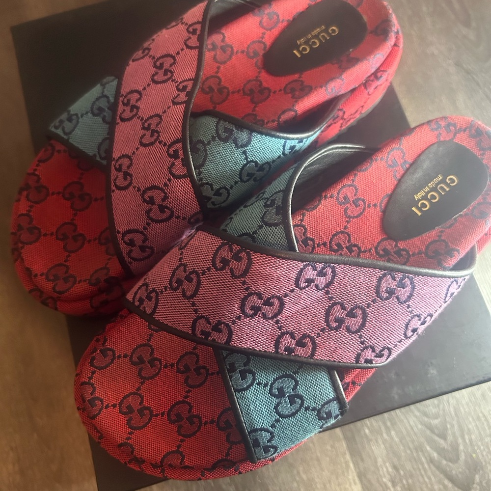 Gucci shoes - Picture 2 of 3